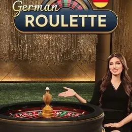 Croupière devant une roulette à cylindre doré